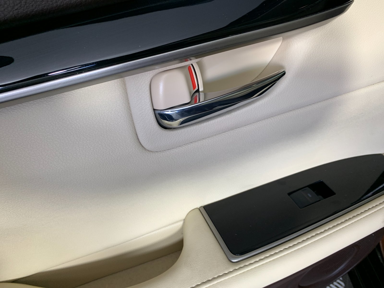 Used 2018 Lexus ES 350 w/ Accessory Package 2 FWD image 28