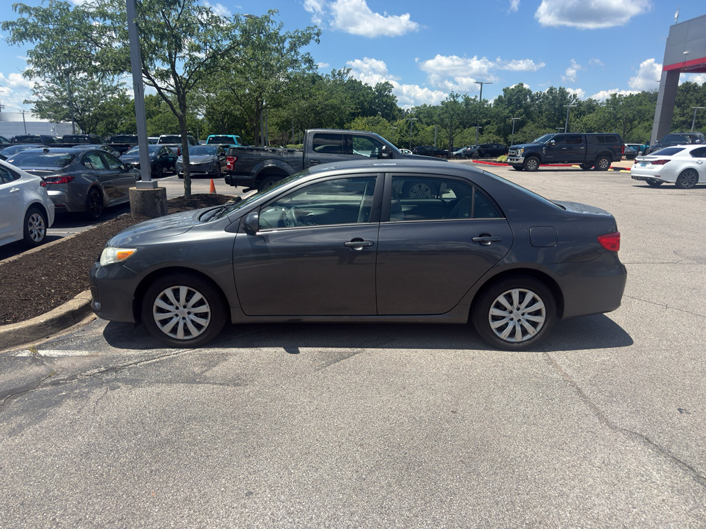Used 2012 Toyota Corolla LE FWD image 4