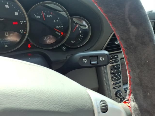 Used 2005 Porsche 911 Carrera RWD image 18