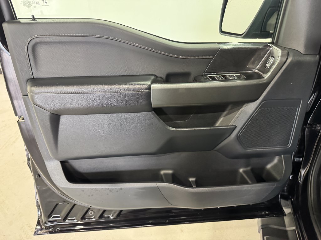 Used 2022 Ford F150 XLT w/ Equipment Group 301A Mid AWD/4WD image 17