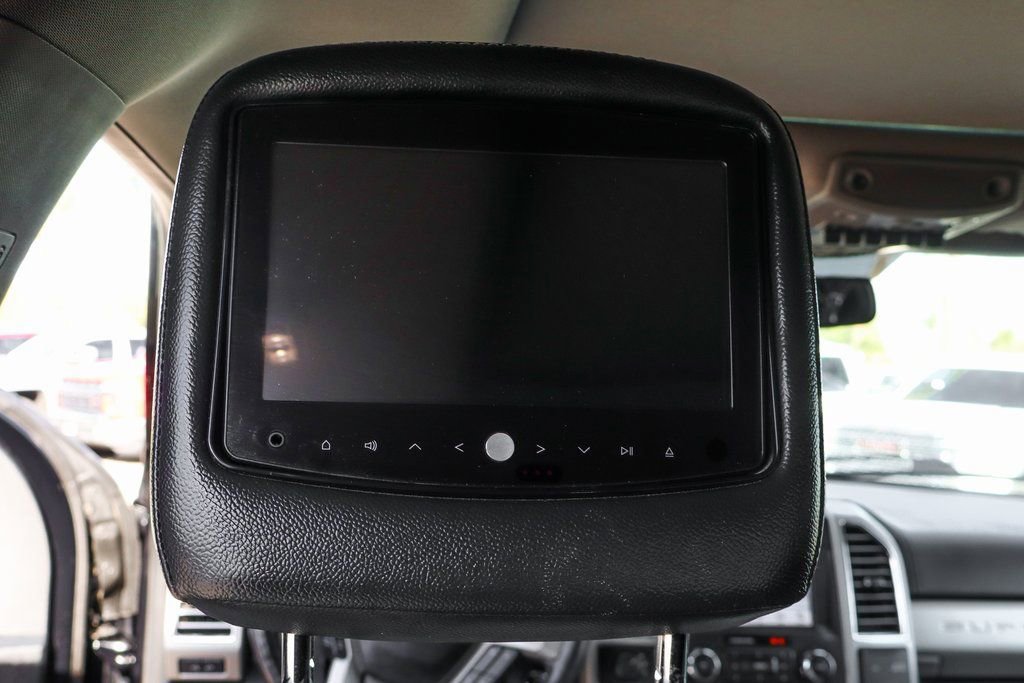 Used 2017 Ford F450 Lariat w/ Lariat Ultimate Package image 45