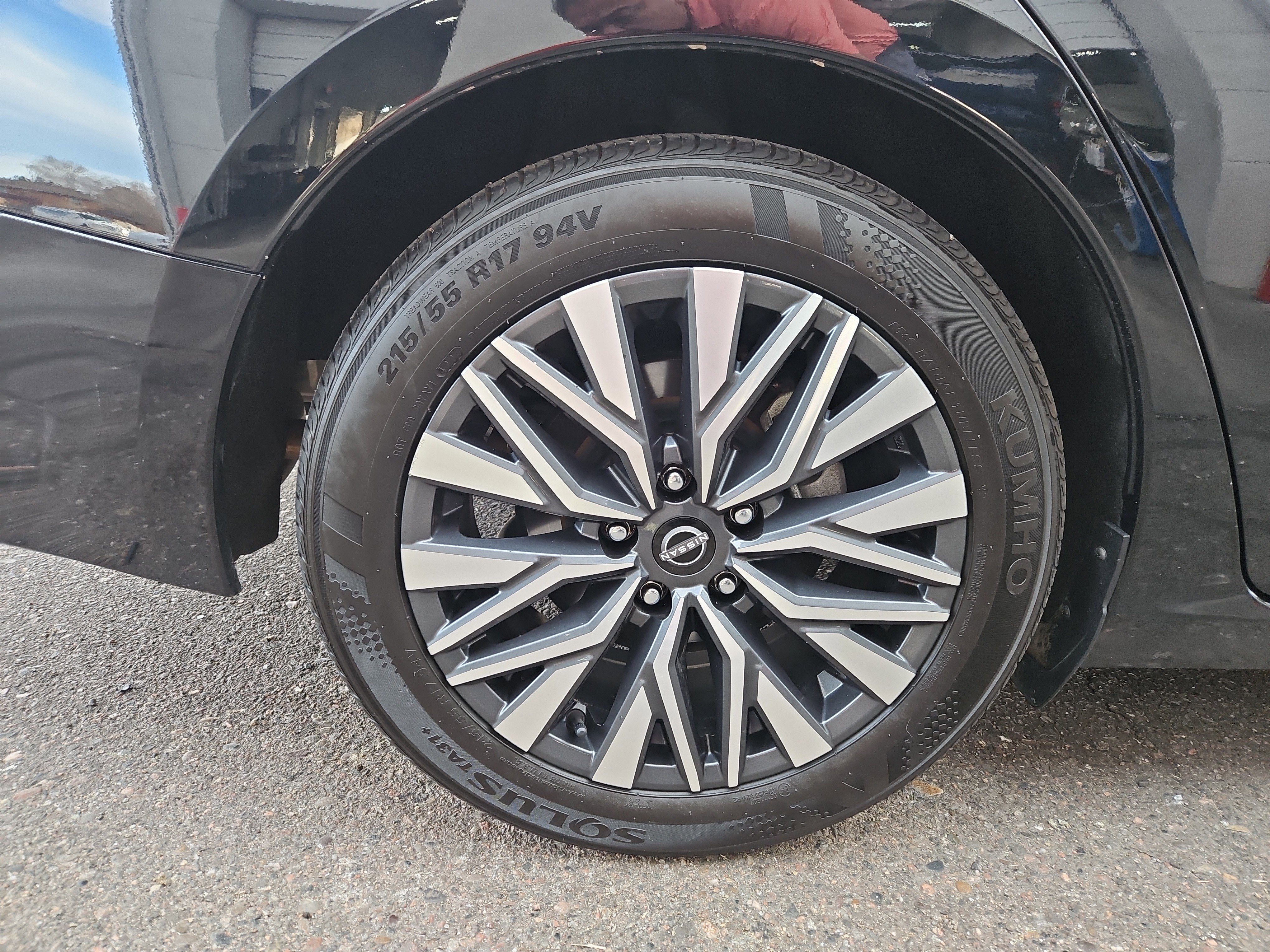 Used 2024 Nissan Altima 2.5 SV image 22