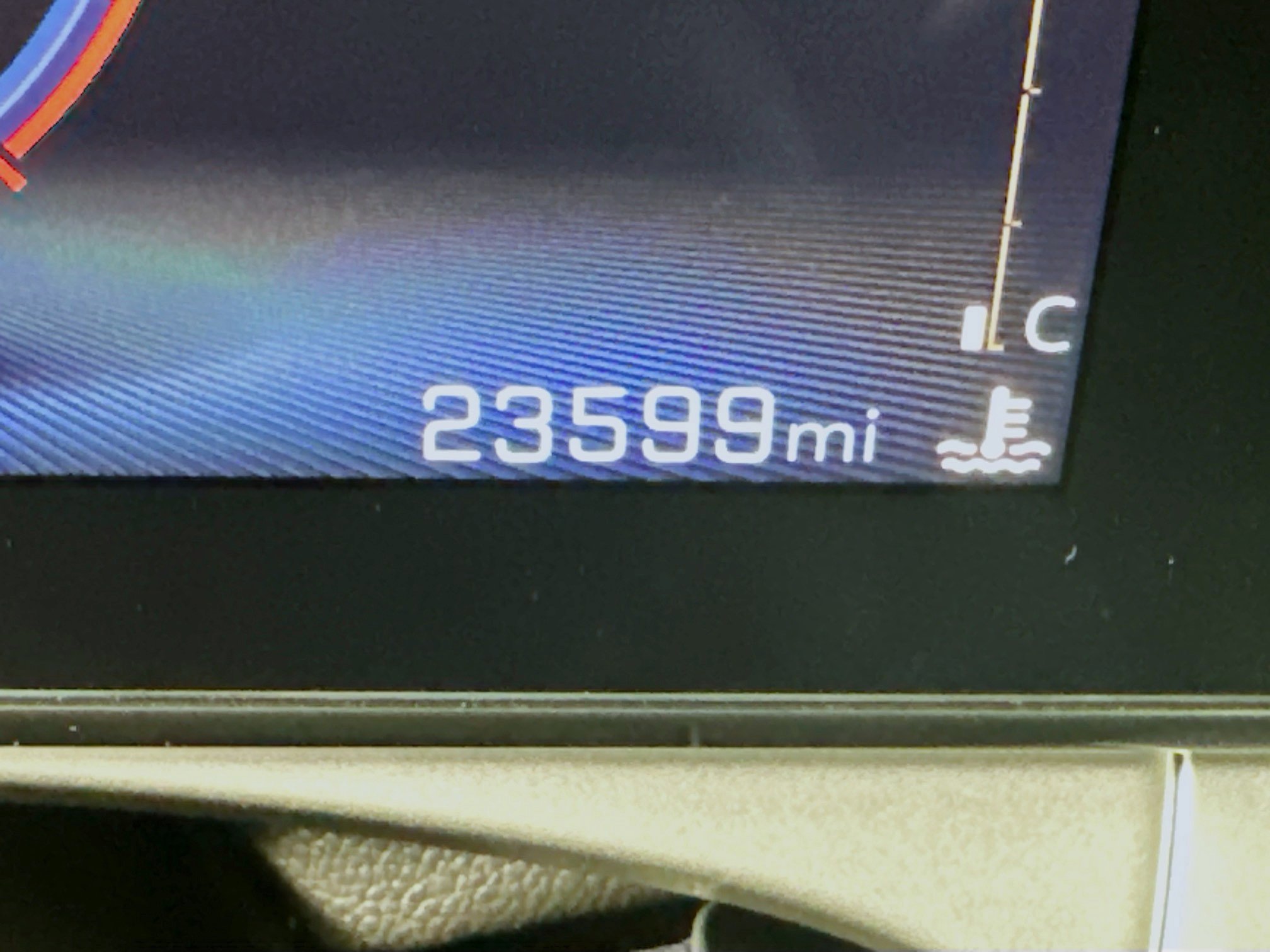 Used 2025 Chevrolet Trax LT w/ LT Convenience Package FWD image 19