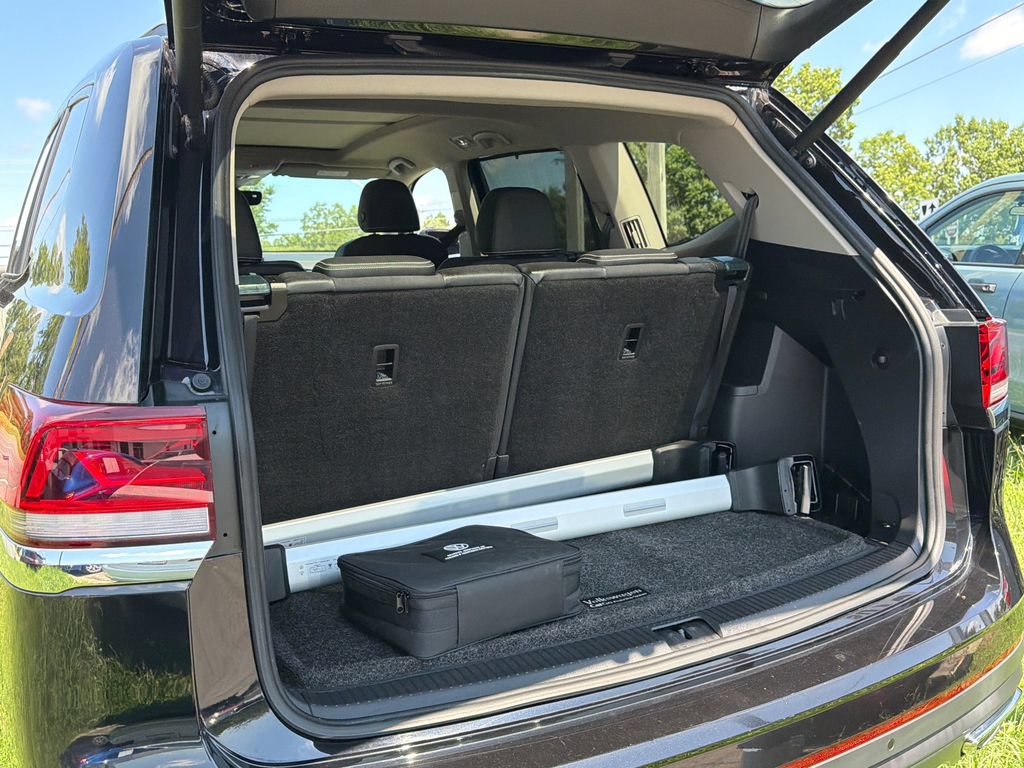 Certified 2023 Volkswagen Atlas SEL AWD/4WD image 26