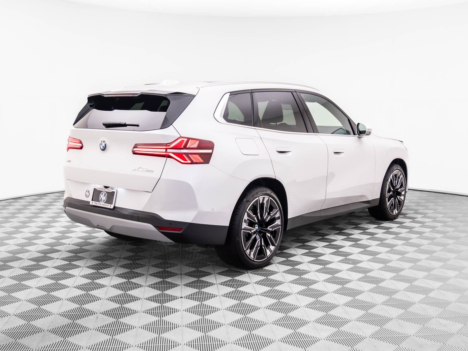 Certified 2025 BMW X3 xDrive30i w/ Premium Package image 6