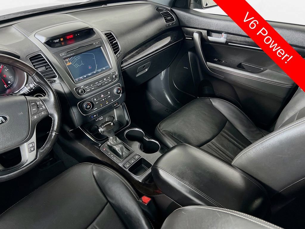 Used 2015 Kia Sorento SX image 25