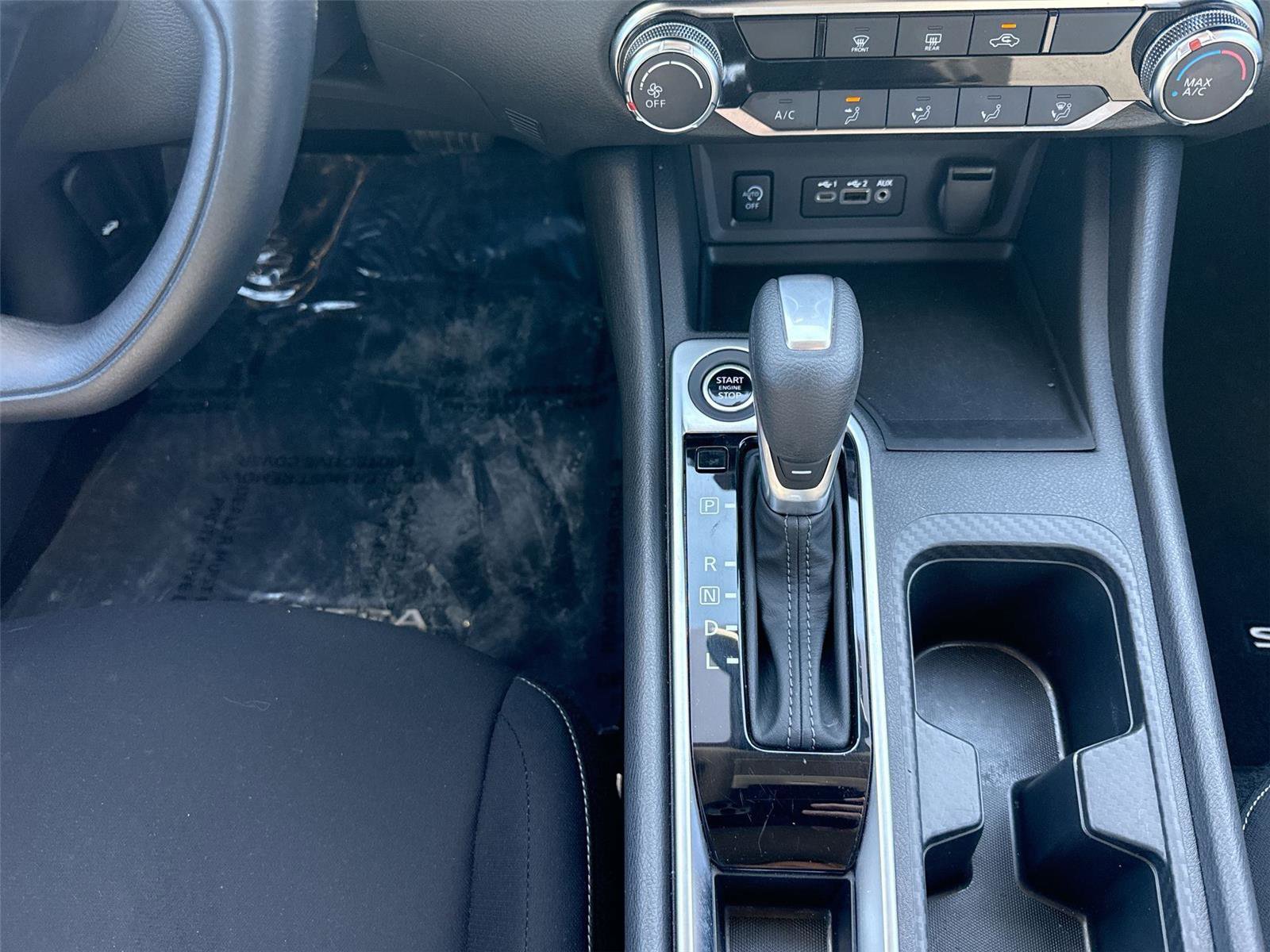 Used 2025 Nissan Sentra SV image 24