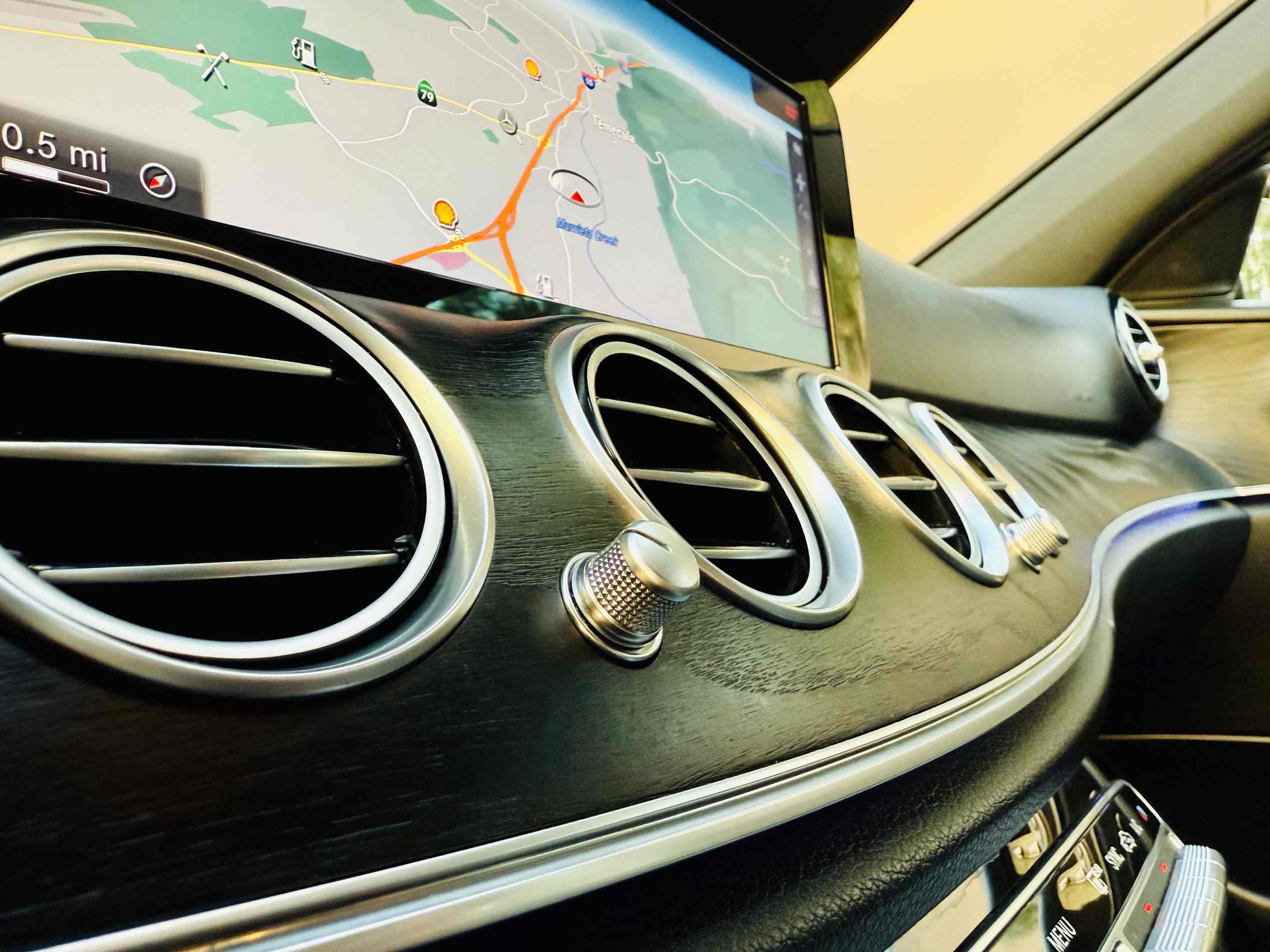 Used 2017 Mercedes-Benz E 400 4MATIC Wagon image 62