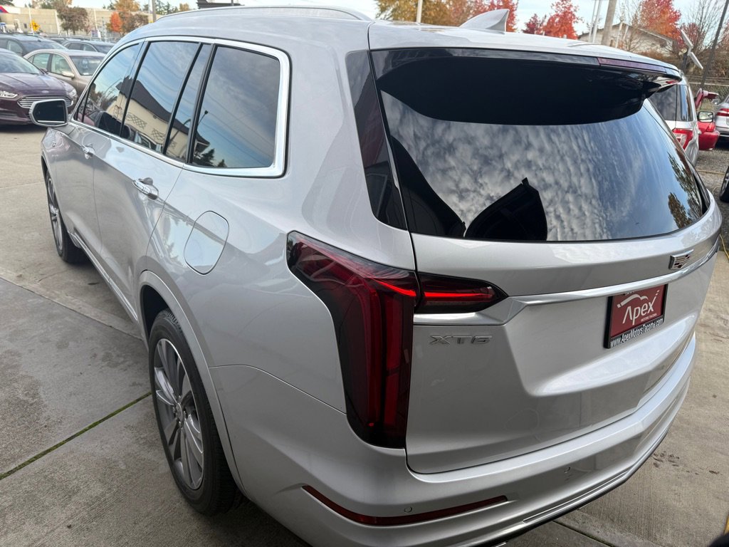 Used 2020 Cadillac XT6 Premium Luxury image 4