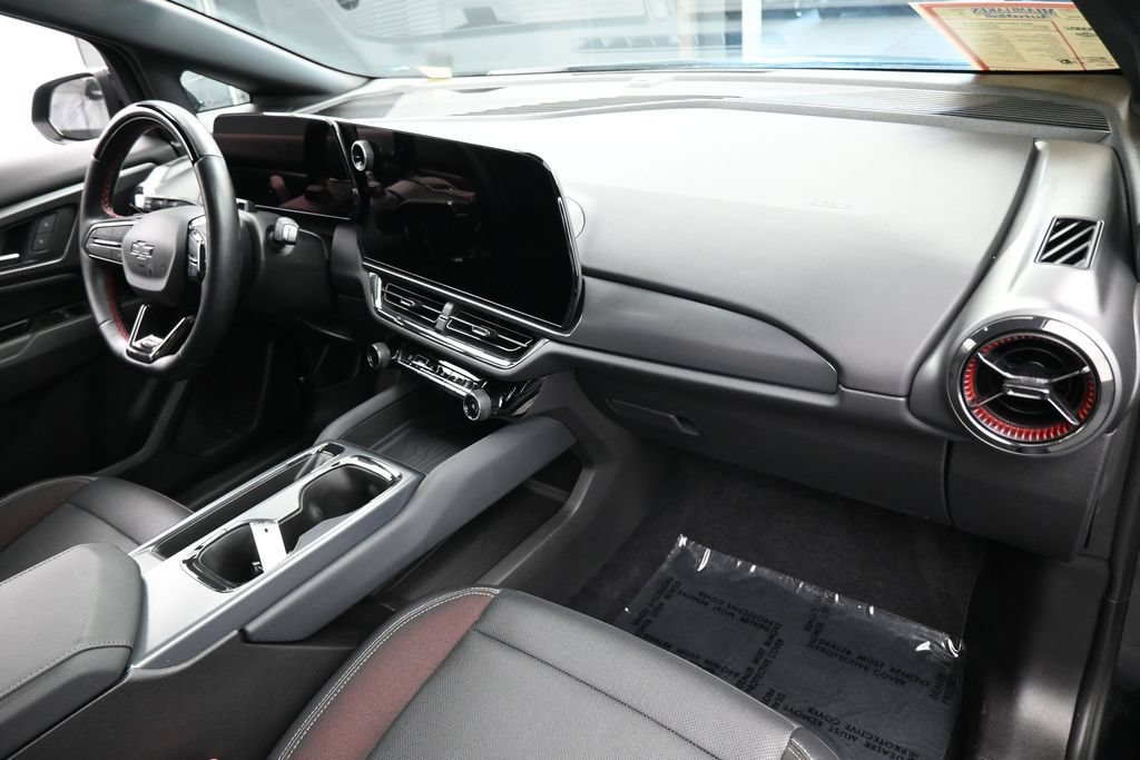 Used 2024 Chevrolet Equinox EV RS FWD image 48