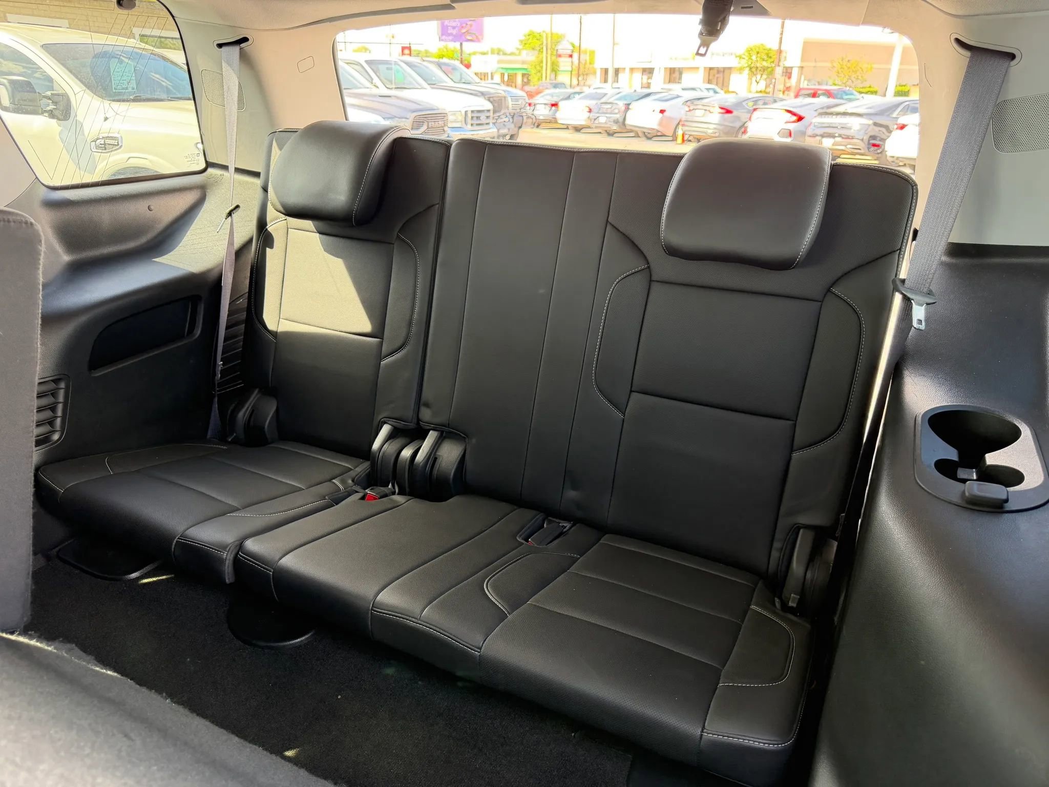 Used 2017 GMC Yukon SLT RWD image 8