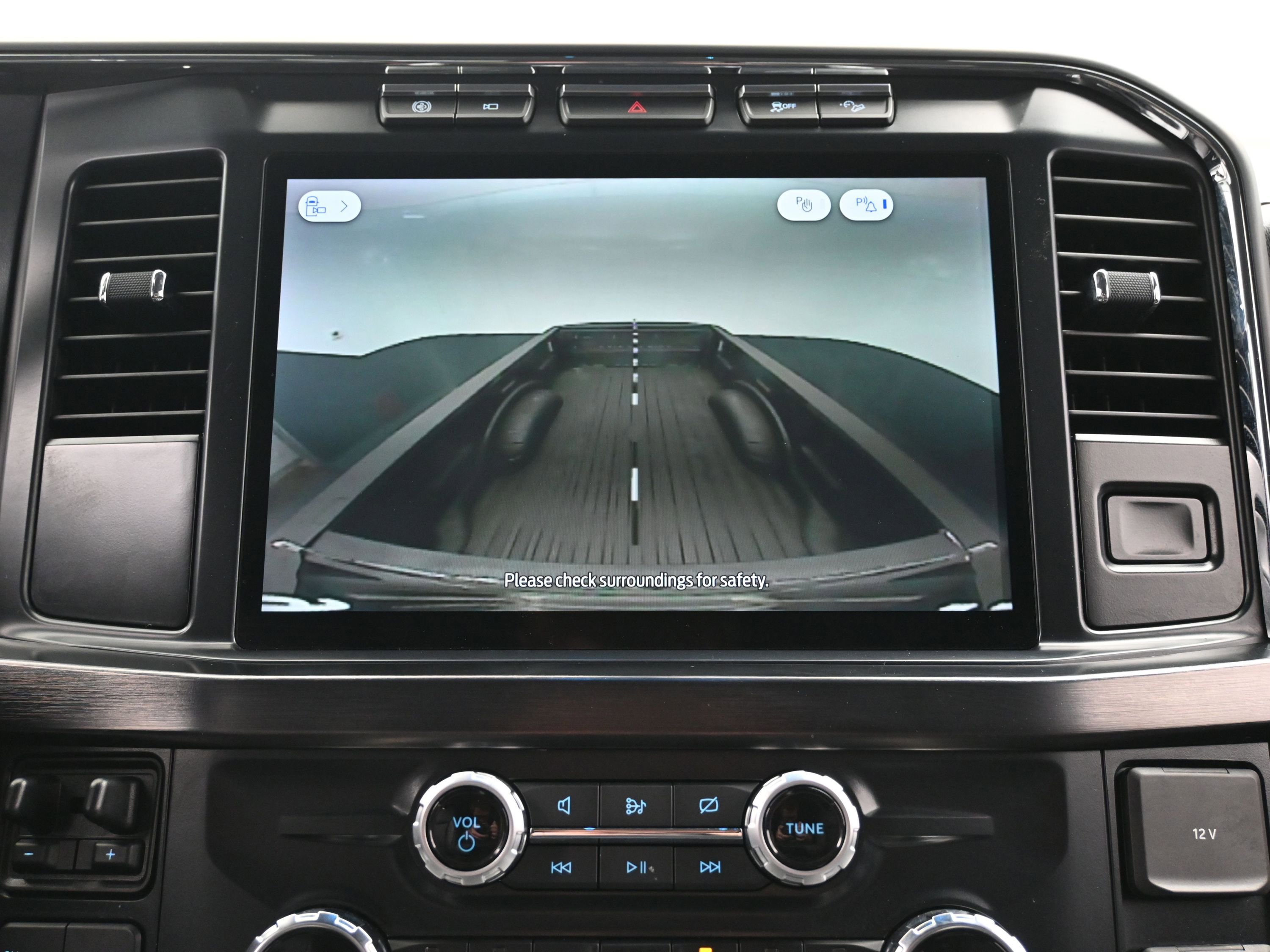 Used 2024 Ford F250 Lariat w/ Sport Appearance Package image 31