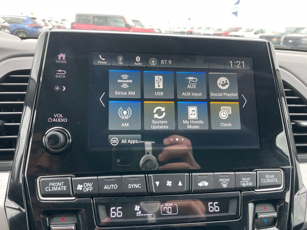 Used 2024 Honda Odyssey EX-L image 17