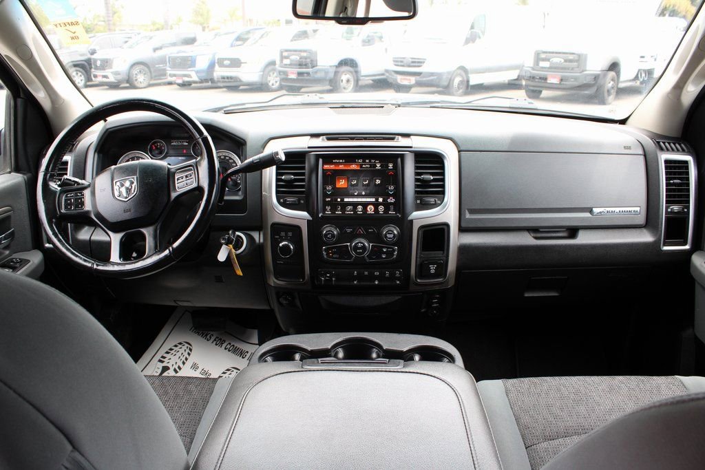 Used 2017 RAM 2500 Big Horn image 25