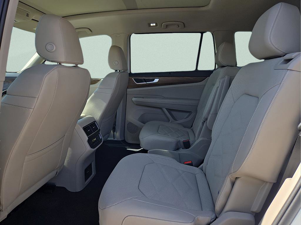 New 2026 Volkswagen Atlas SE image 11