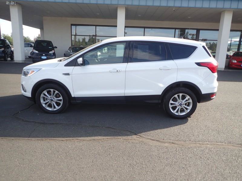 Used 2019 Ford Escape SE AWD/4WD image 2