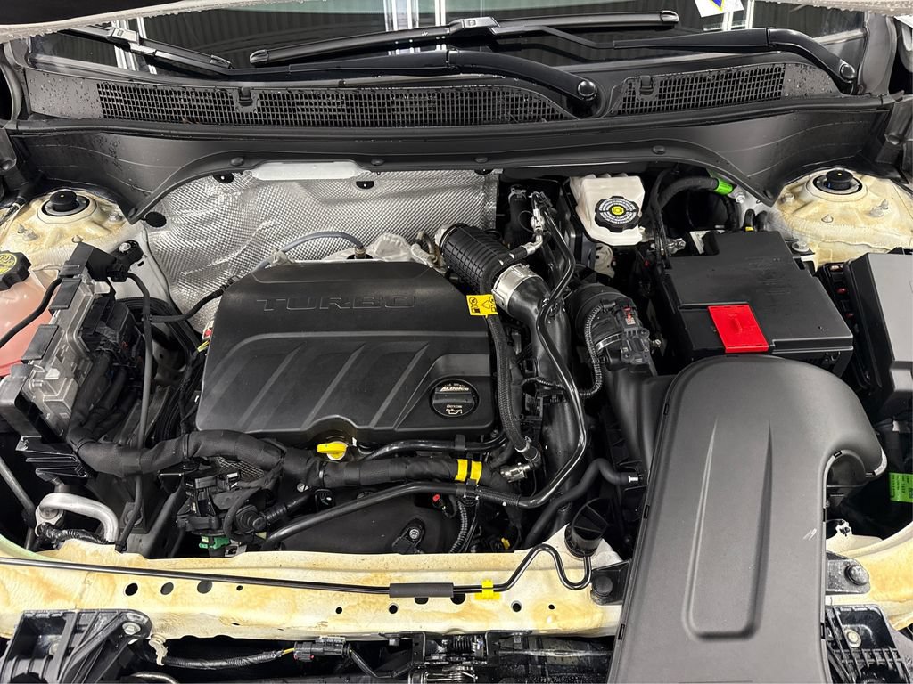 Used 2025 Buick Envista Preferred w/ Convenience I Package FWD image 13