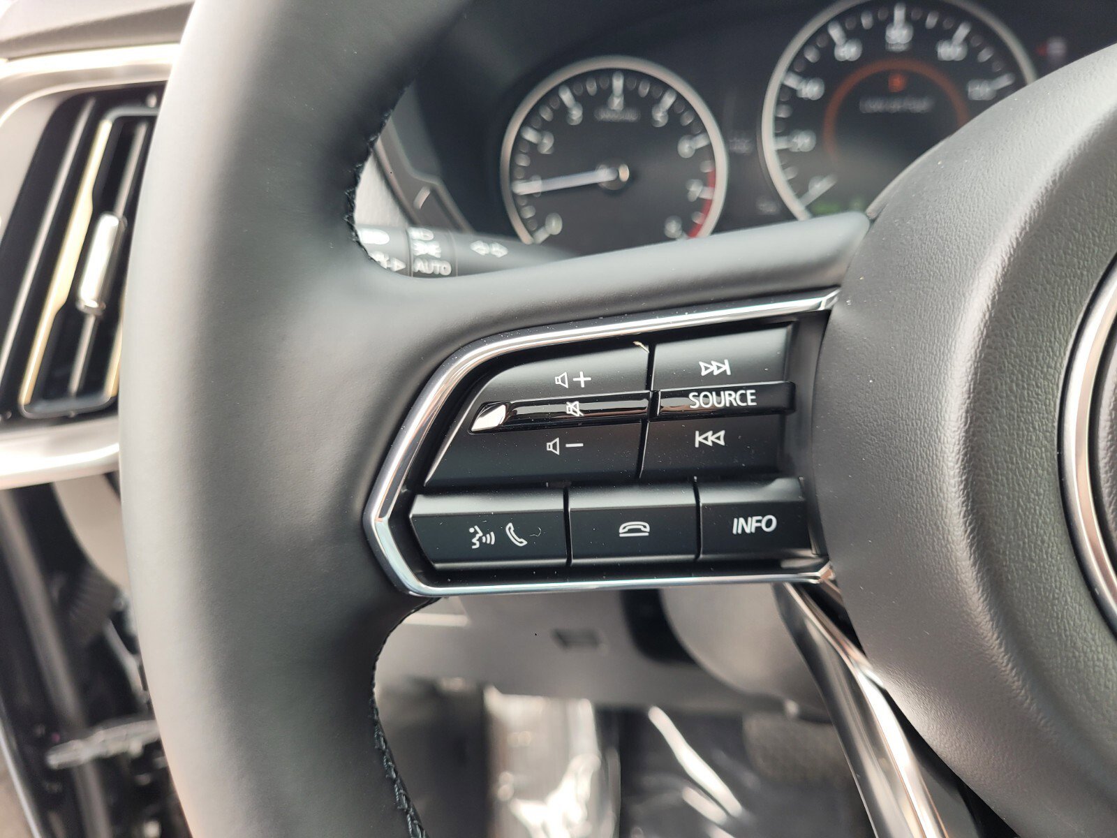 New 2026 MAZDA CX-90 3.3 Turbo w/ Preferred Package image 32