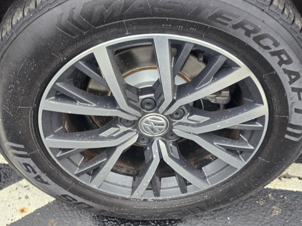 Used 2019 Volkswagen Tiguan SE AWD/4WD image 9