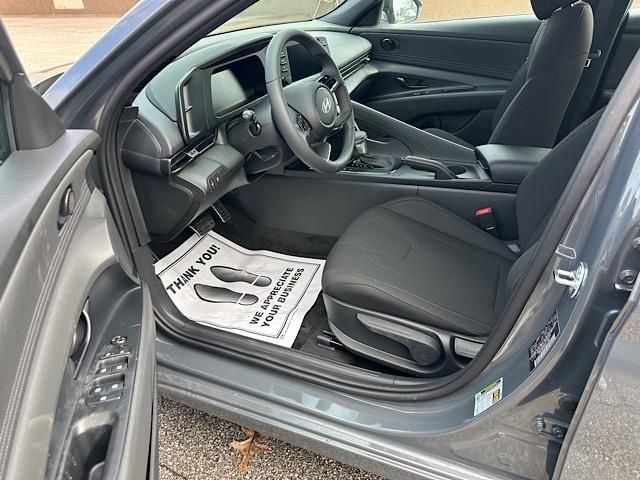 New 2026 Hyundai Elantra Sport image 6