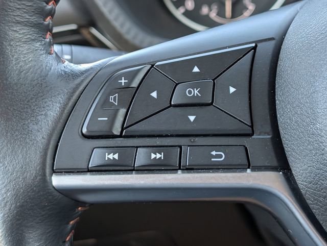 Used 2025 Nissan Sentra SR w/ SR Premium Package image 22