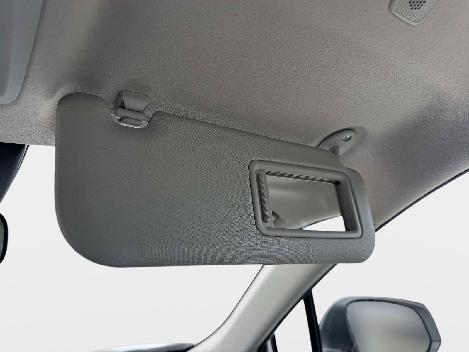 Used 2024 Toyota Corolla Cross L image 40