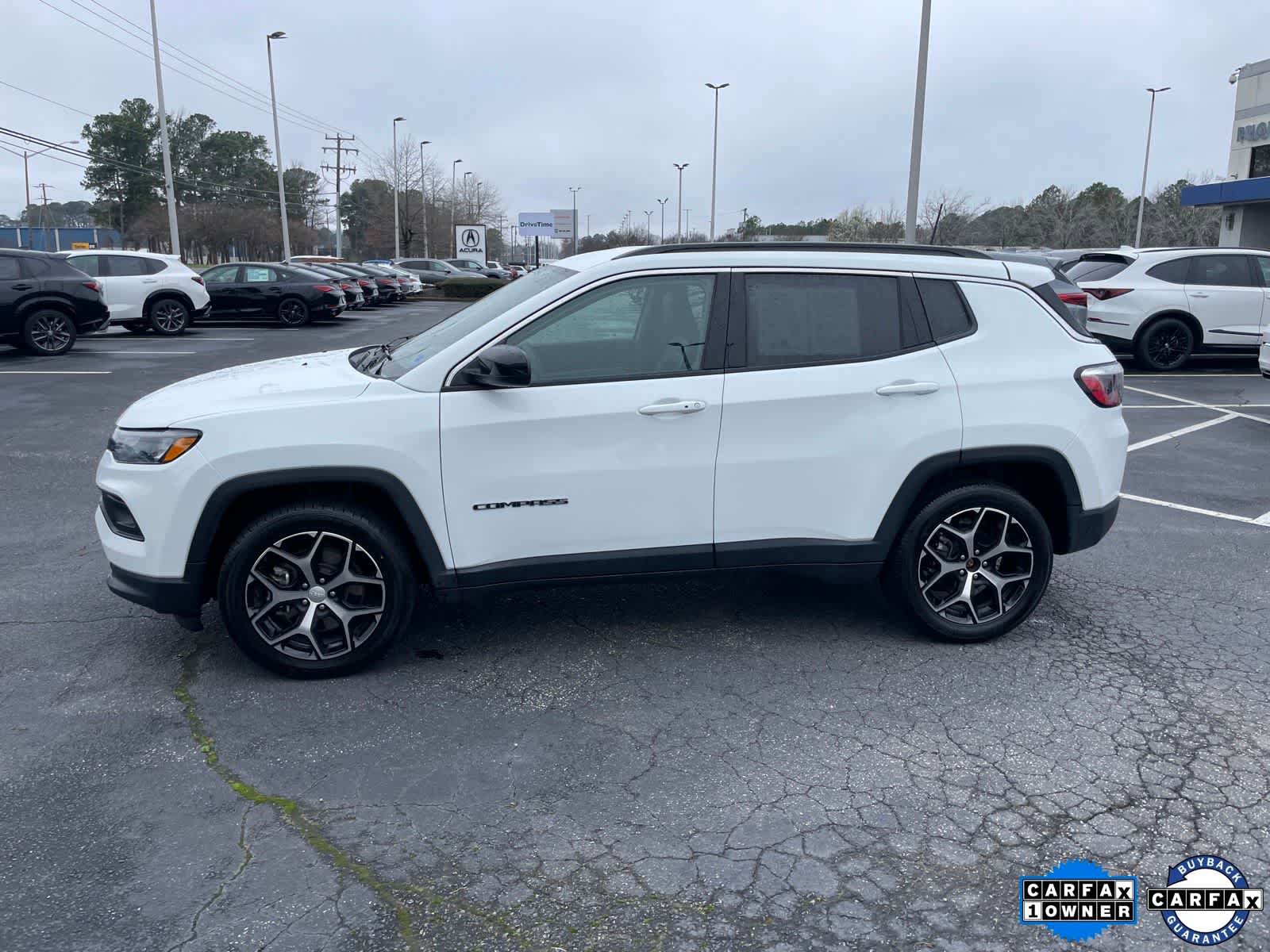 Used 2024 Jeep Compass Latitude video 2