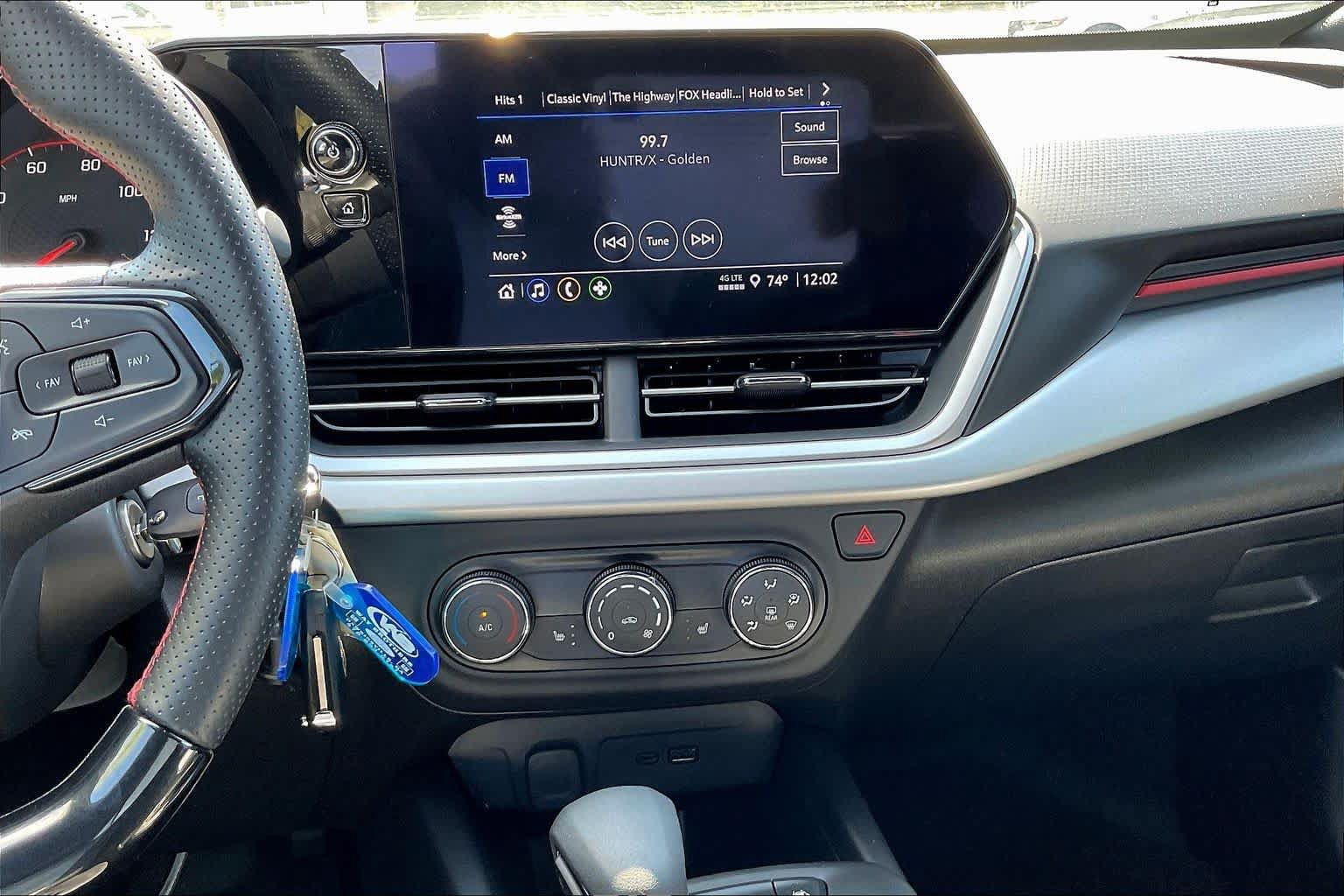 Used 2025 Chevrolet Trax RS w/ Driver Confidence Package FWD image 7