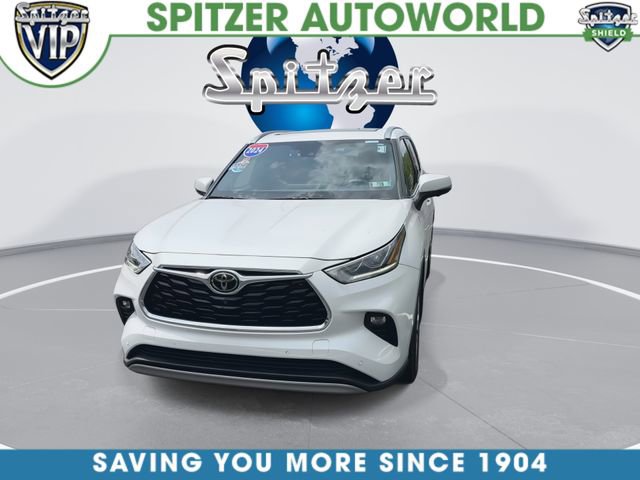 Used 2024 Toyota Highlander Platinum AWD/4WD image 3