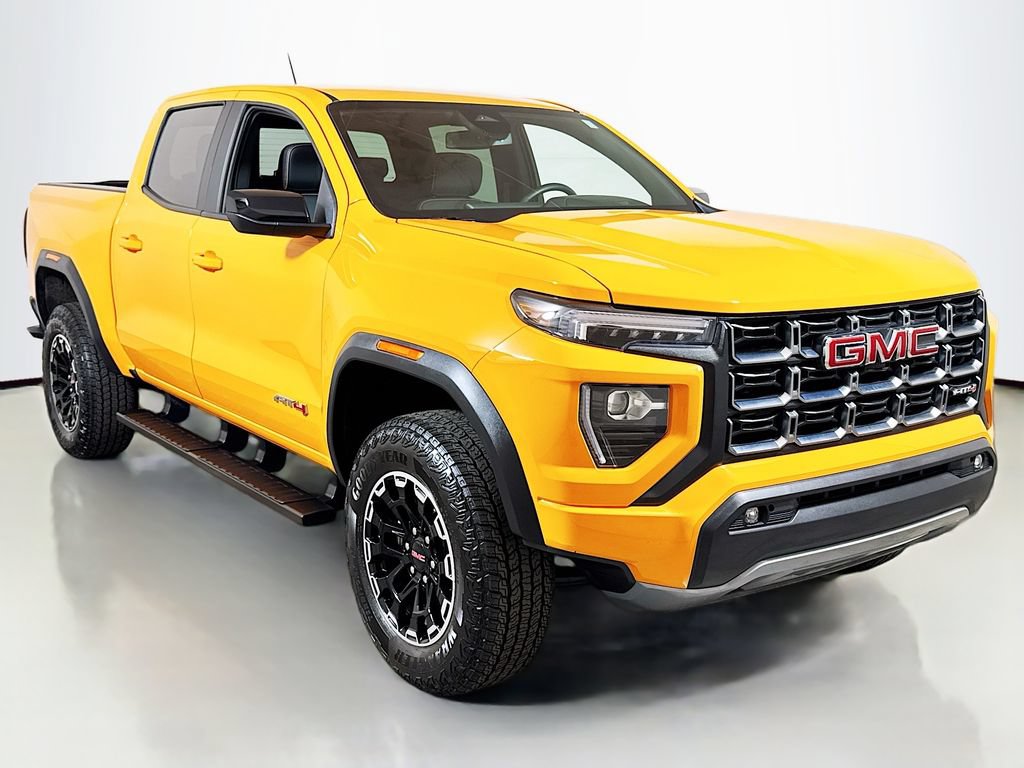 Certified 2026 GMC Canyon AT4 w/ AT4 Premium Package AWD/4WD image 3