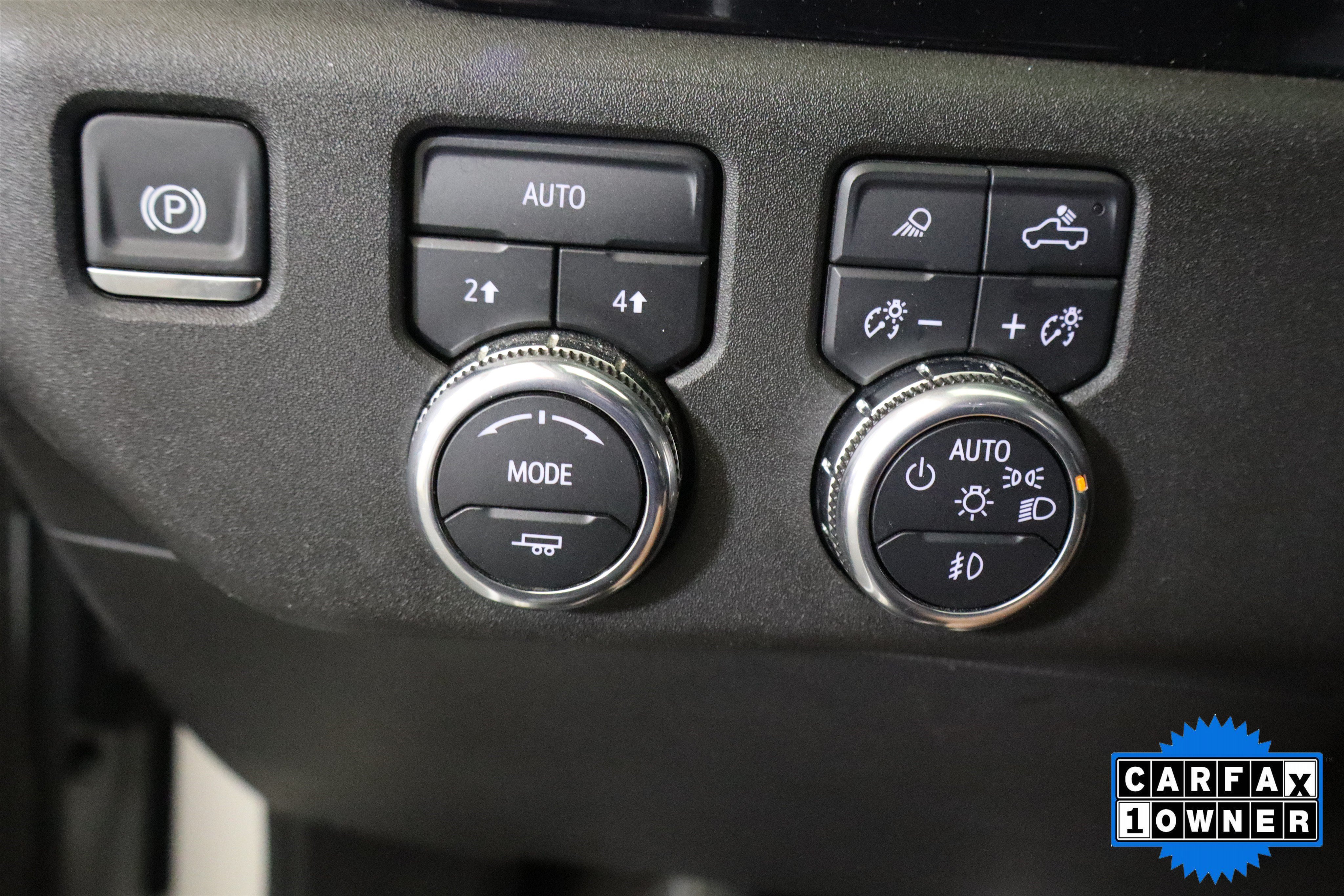 Used 2025 GMC Sierra 1500 SLT AWD/4WD image 34