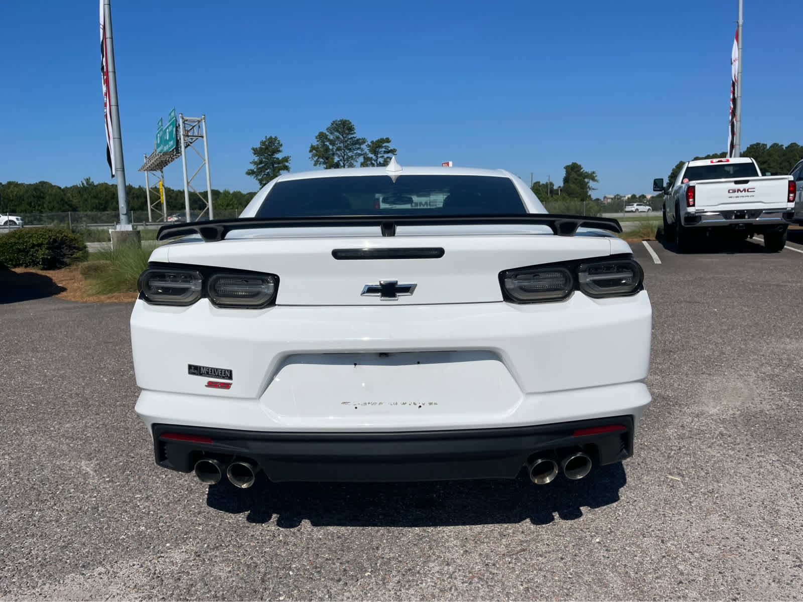 Used 2019 Chevrolet Camaro SS w/ Black Appearance Package RWD image 6