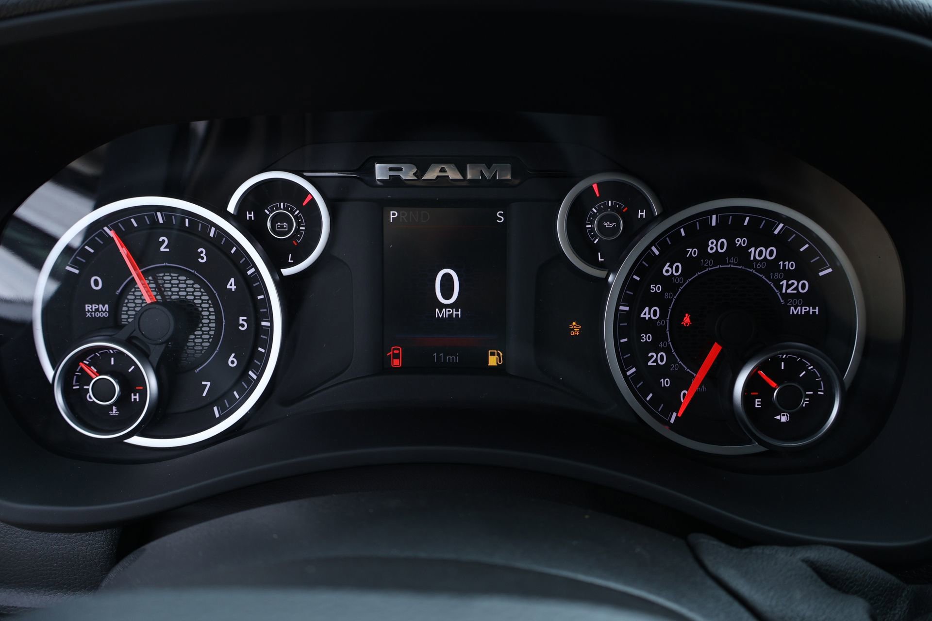 New 2026 RAM 2500 Tradesman AWD/4WD image 4