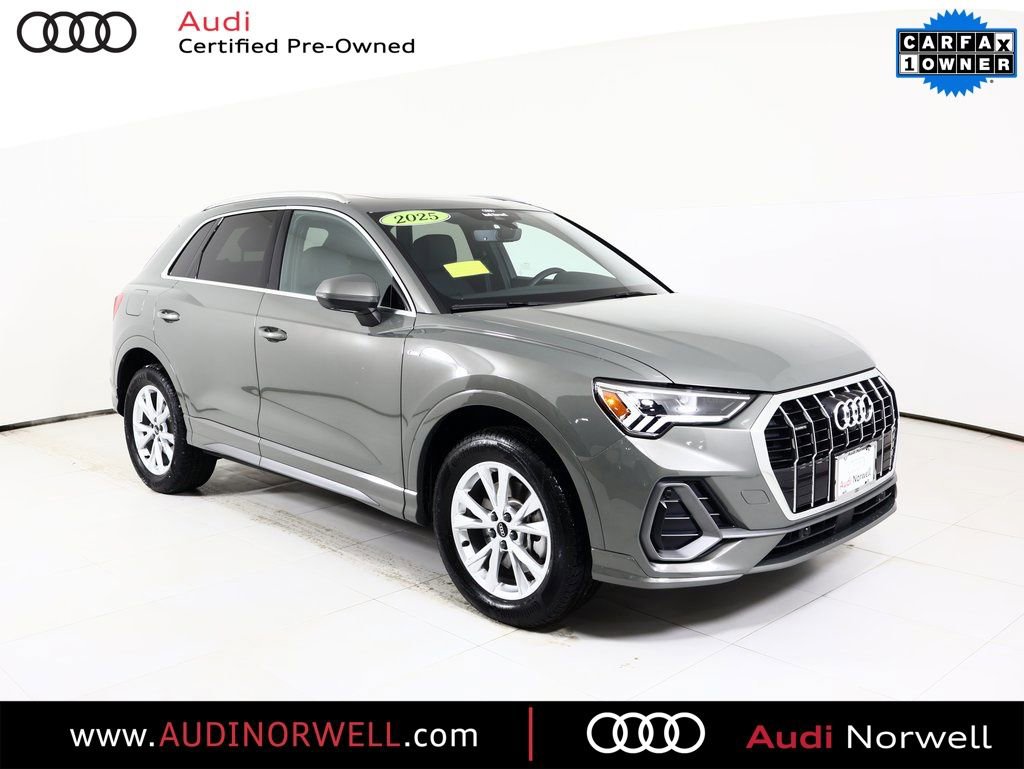 Certified 2025 Audi Q3 2.0T Premium Plus w/ Premium Plus Package