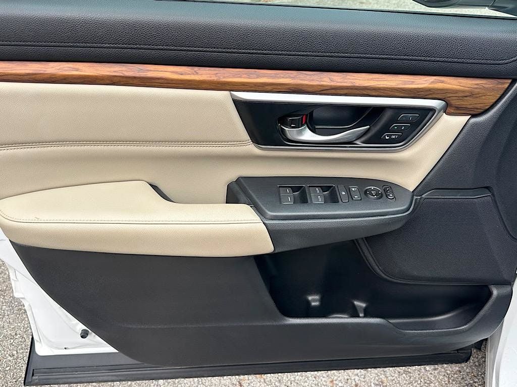 Used 2019 Honda CR-V EX-L image 11