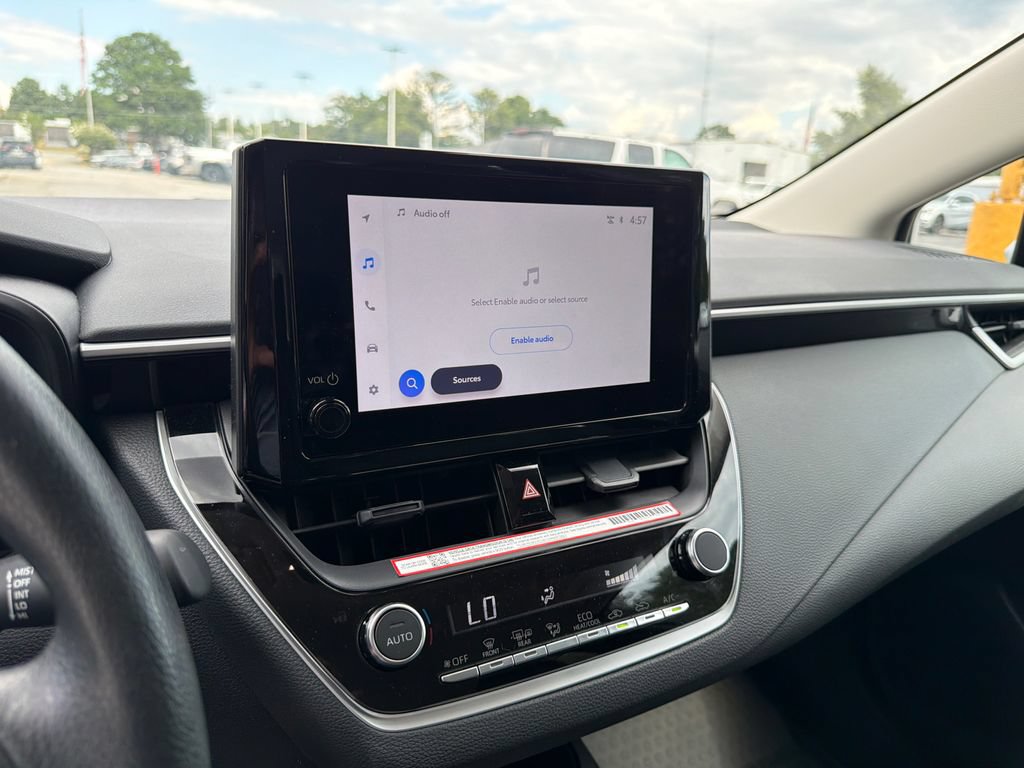 Used 2026 Toyota Corolla LE FWD image 32