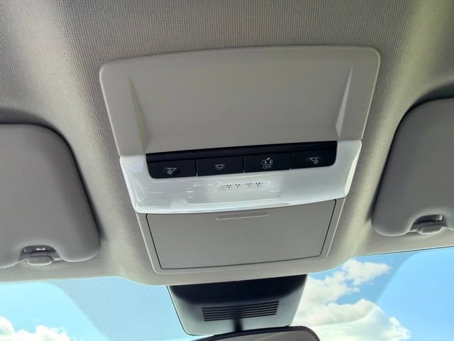 Certified 2025 Nissan Sentra SV FWD image 31