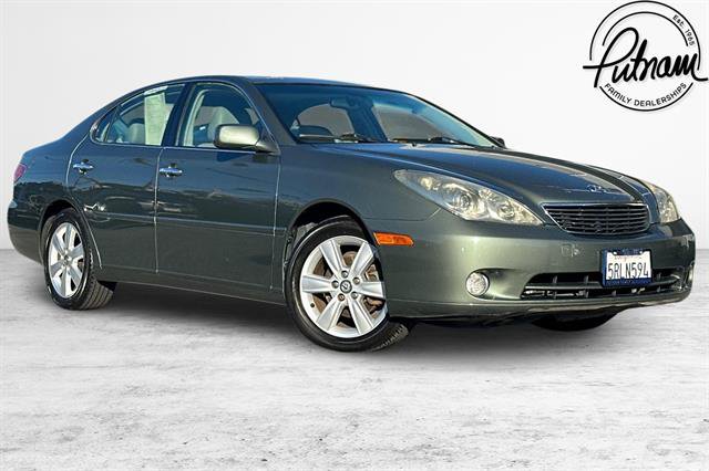 Used 2005 Lexus ES 330 FWD image 1