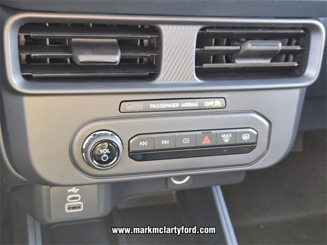 New 2026 Ford Maverick XL image 17