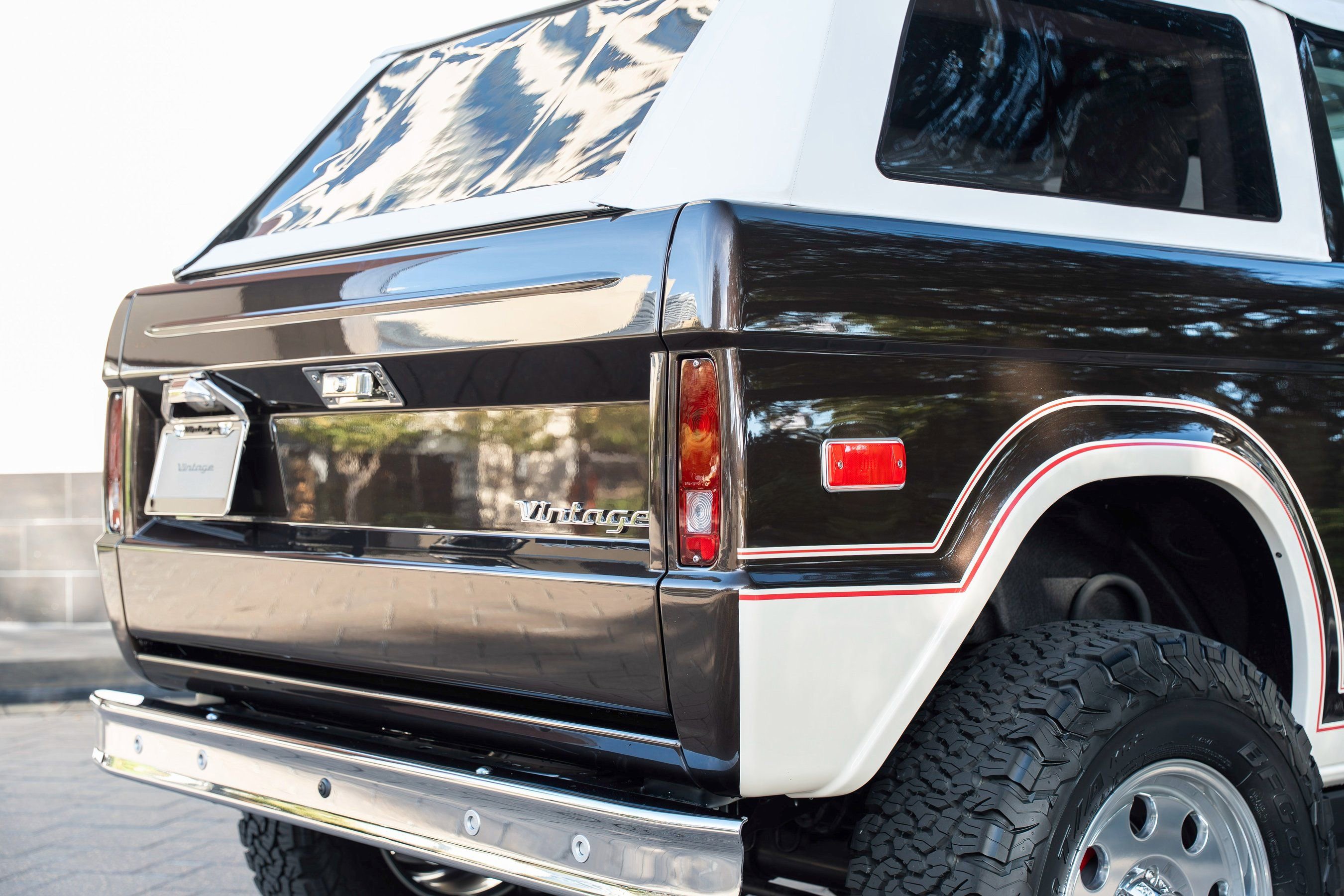 Used 2024 Ford Bronco Black Diamond image 49