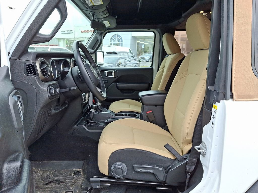 Used 2019 Jeep Wrangler Sport image 11