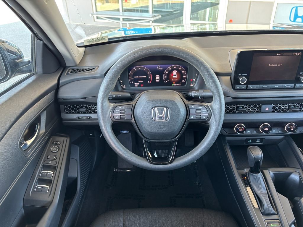 Used 2023 Honda Accord LX image 10