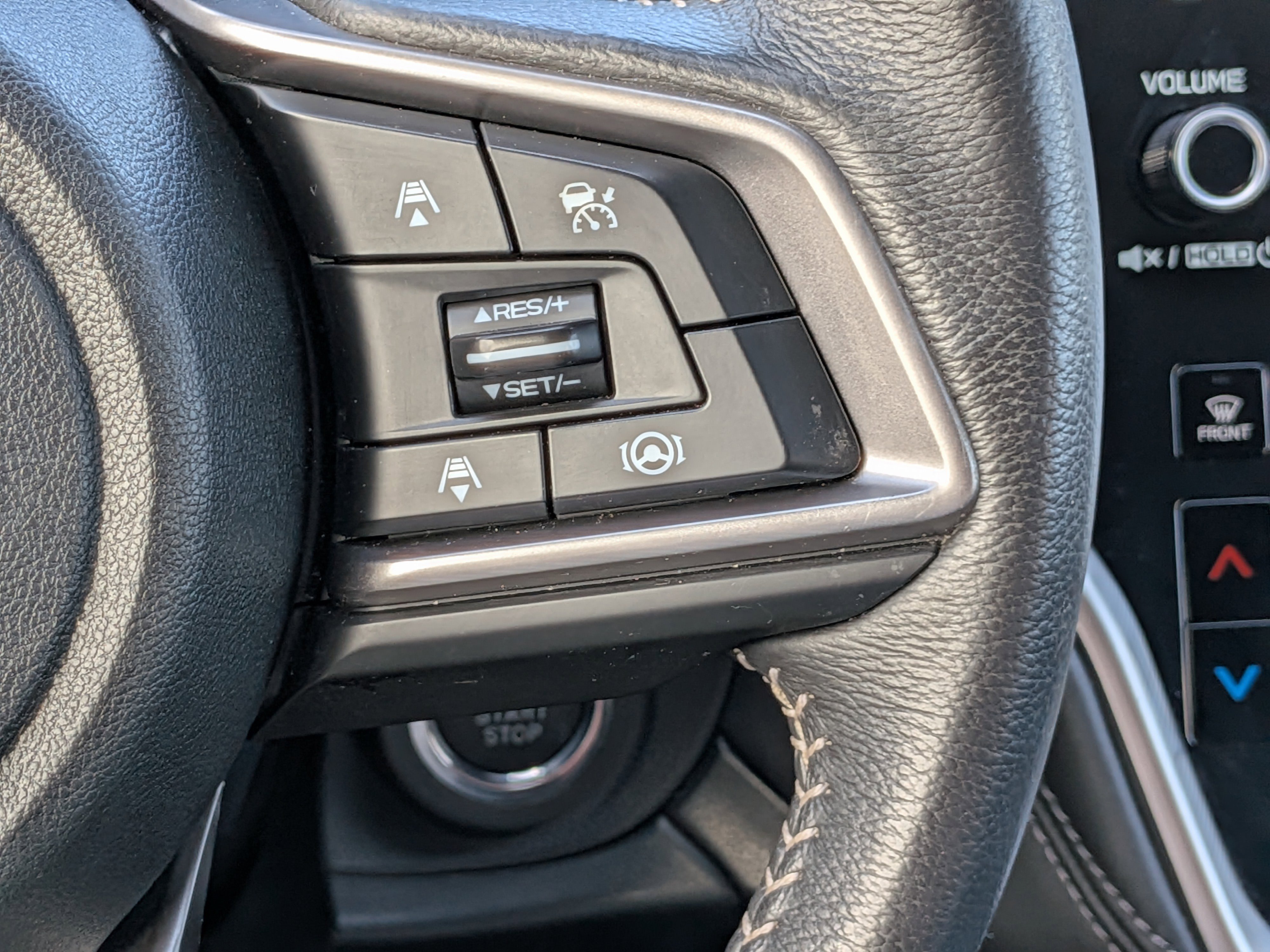 Used 2022 Subaru Outback Limited image 25