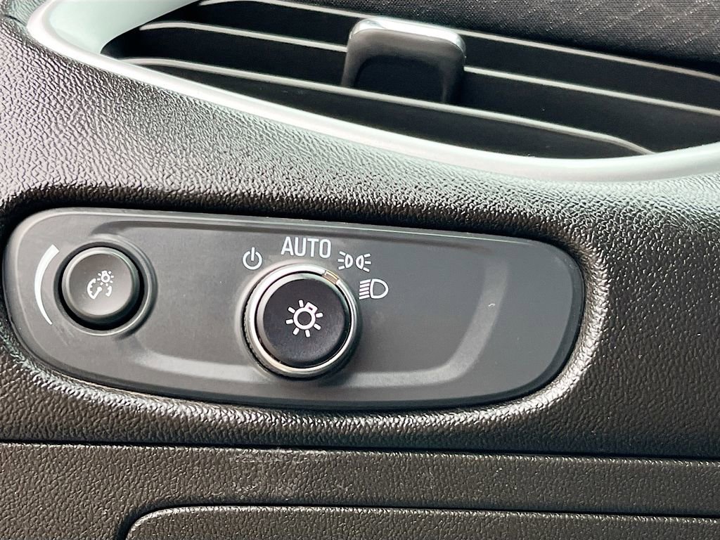 Used 2024 Chevrolet Malibu RS image 10