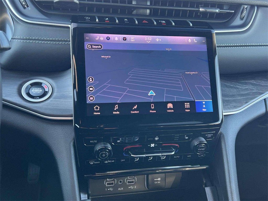 New 2025 Jeep Grand Cherokee L Limited image 8