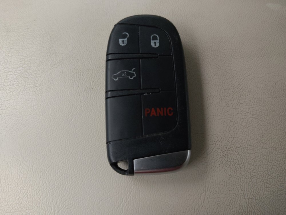 Used 2015 Chrysler 200 C w/ Navigation & Sound Group I image 32