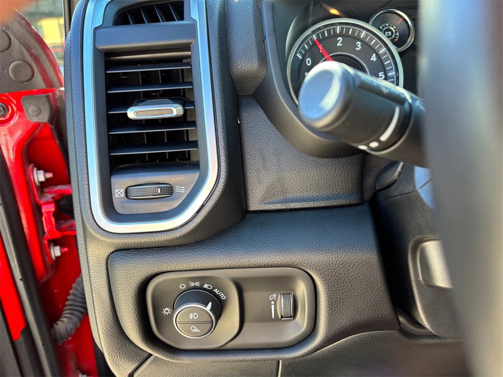 Used 2024 RAM 2500 Big Horn w/ Bed Utility Group image 20