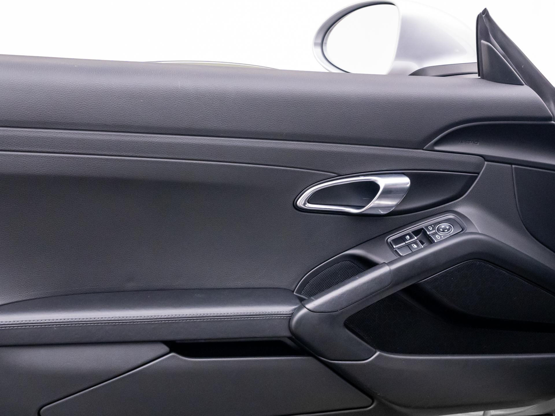 Used 2017 Porsche 718 Boxster S RWD image 14