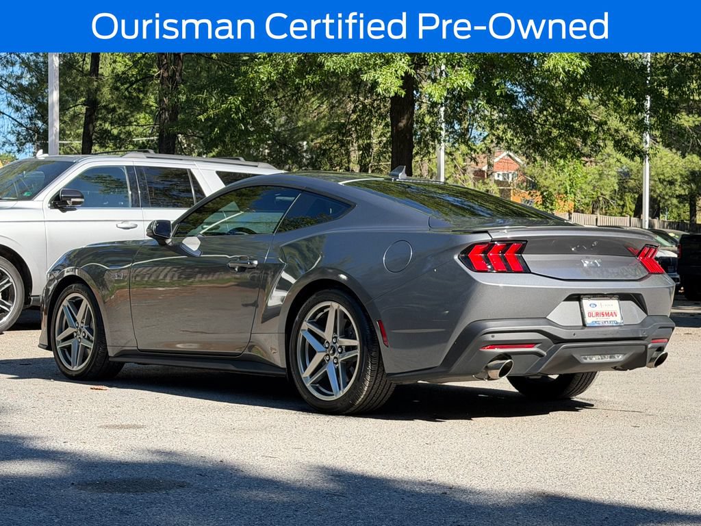 Used 2024 Ford Mustang GT RWD image 4