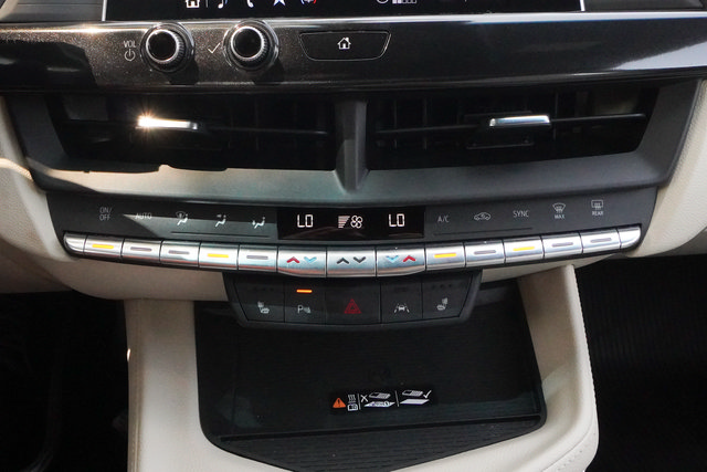 Used 2023 Cadillac CT4 Luxury w/ Sun And Sound Package AWD/4WD image 18